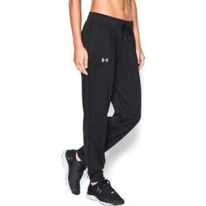 NWT Under Armour Run True Pants